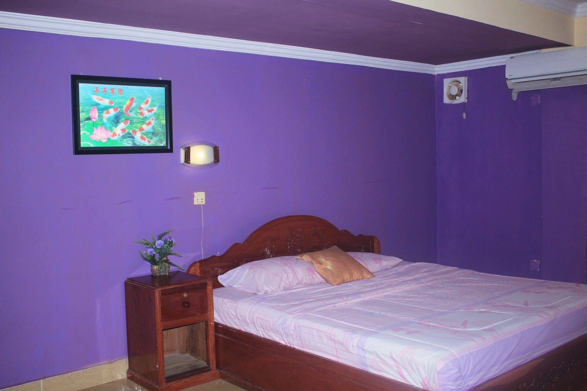 Spring Park Hotel Battambang Exterior photo