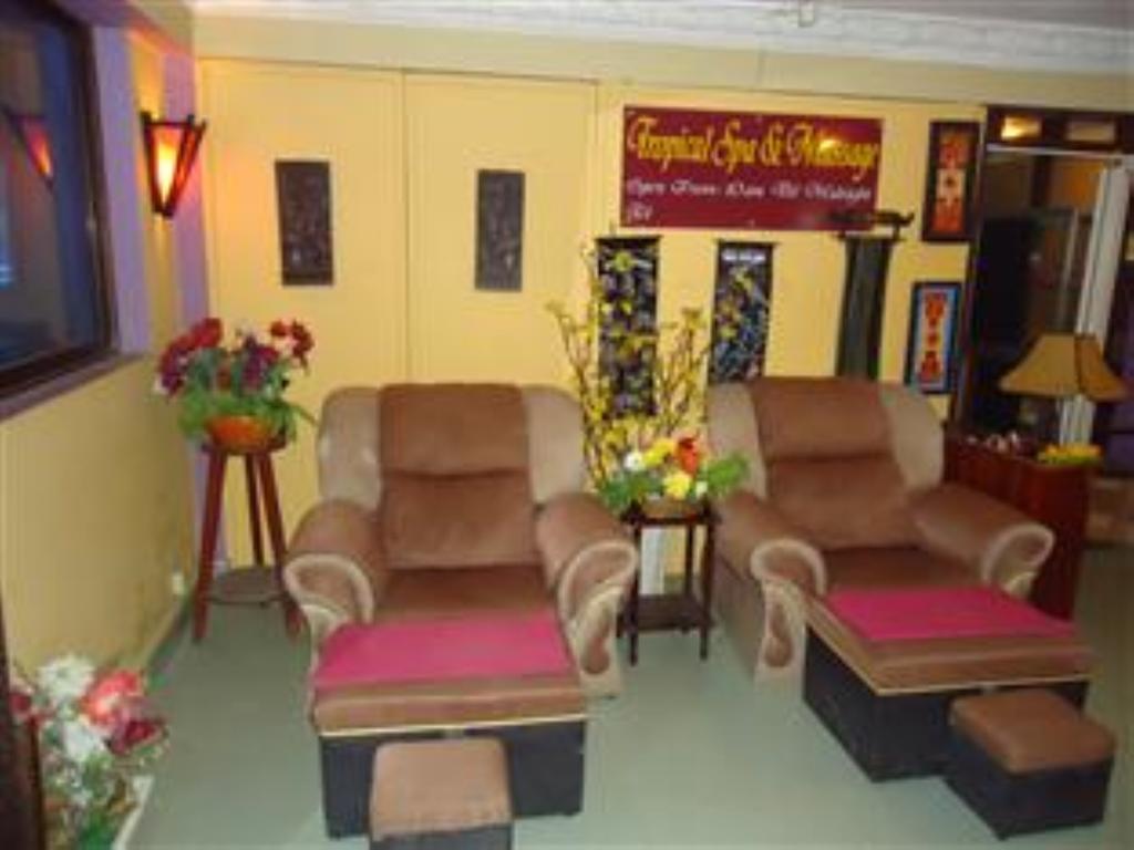 Spring Park Hotel Battambang Exterior photo